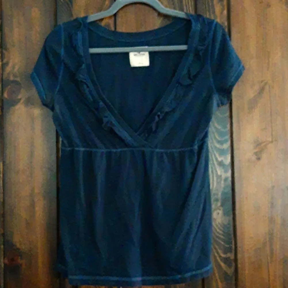 Shirt - Picture 1 of 4